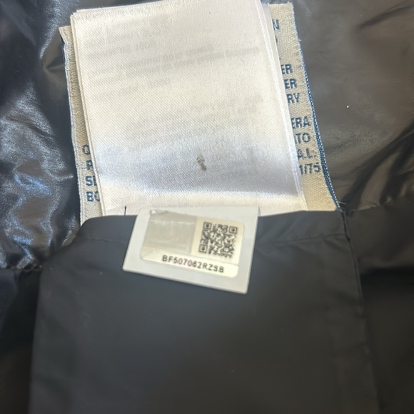 Moncler Size 4 quilted down jacket - Picture 14 of 16